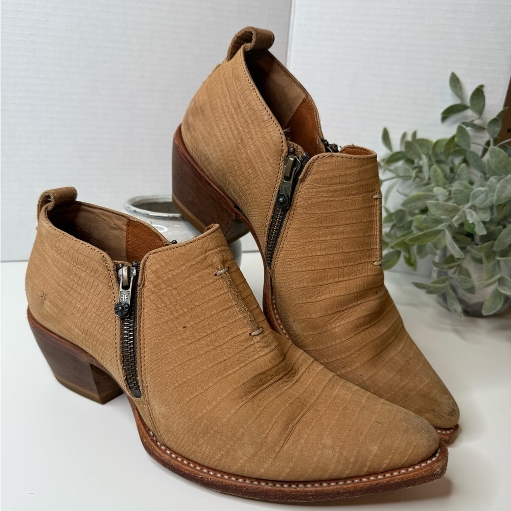 Frye Sacha Moto Shootie Boot - Women's Size 10 Western Country Baddie Cowgirl